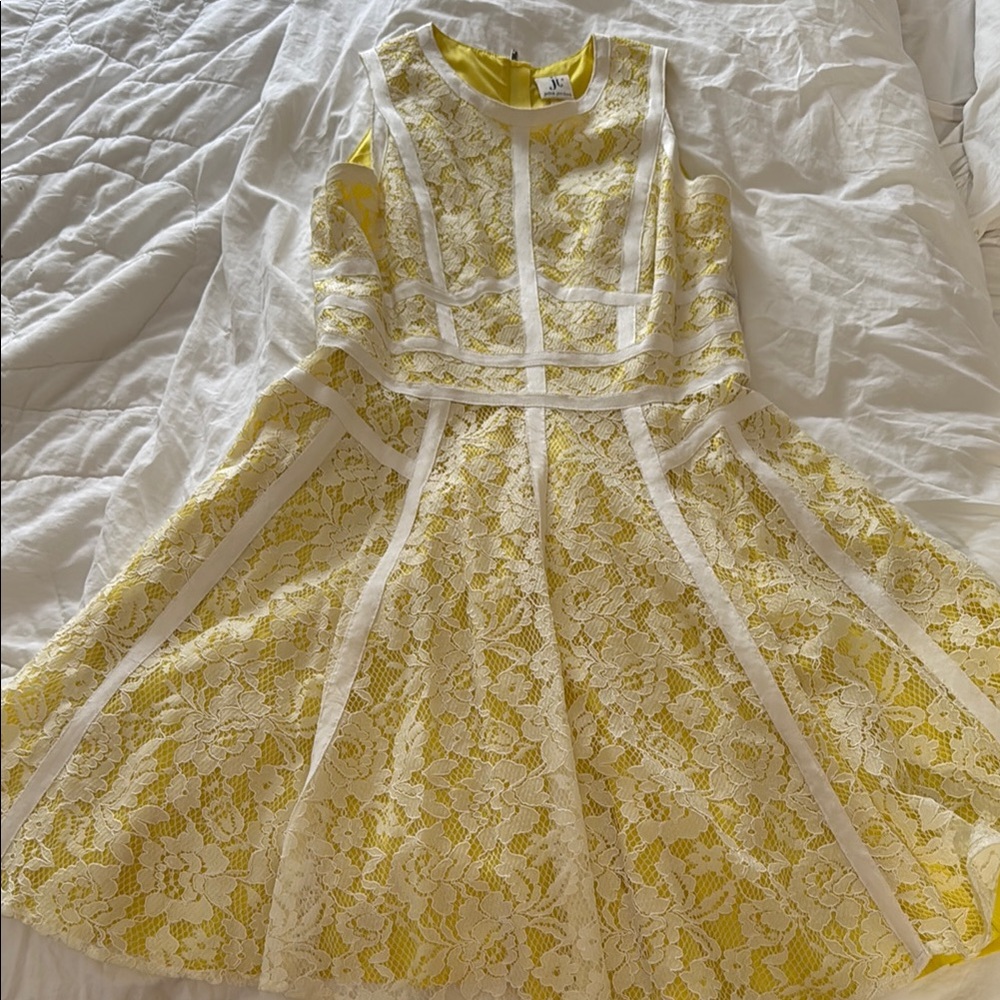 Julia Jordan Gold A-Line Sleeveless Dress